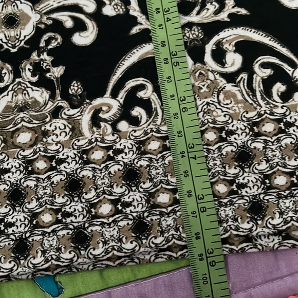 Black dress with tan and white design - Picture 7 of 7